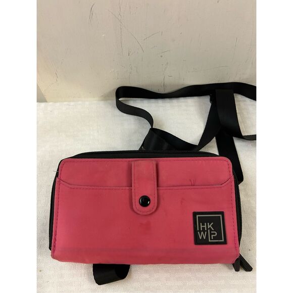 IHKWIP crossbody pink wallet zippers nylon 8x5" Black strap - Picture 2 of 8